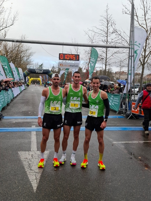 Urko Herrán y Jone Zabaleta,  vencedores de la 46ª edición de la Media maratón de Vitoria-Gasteiz1